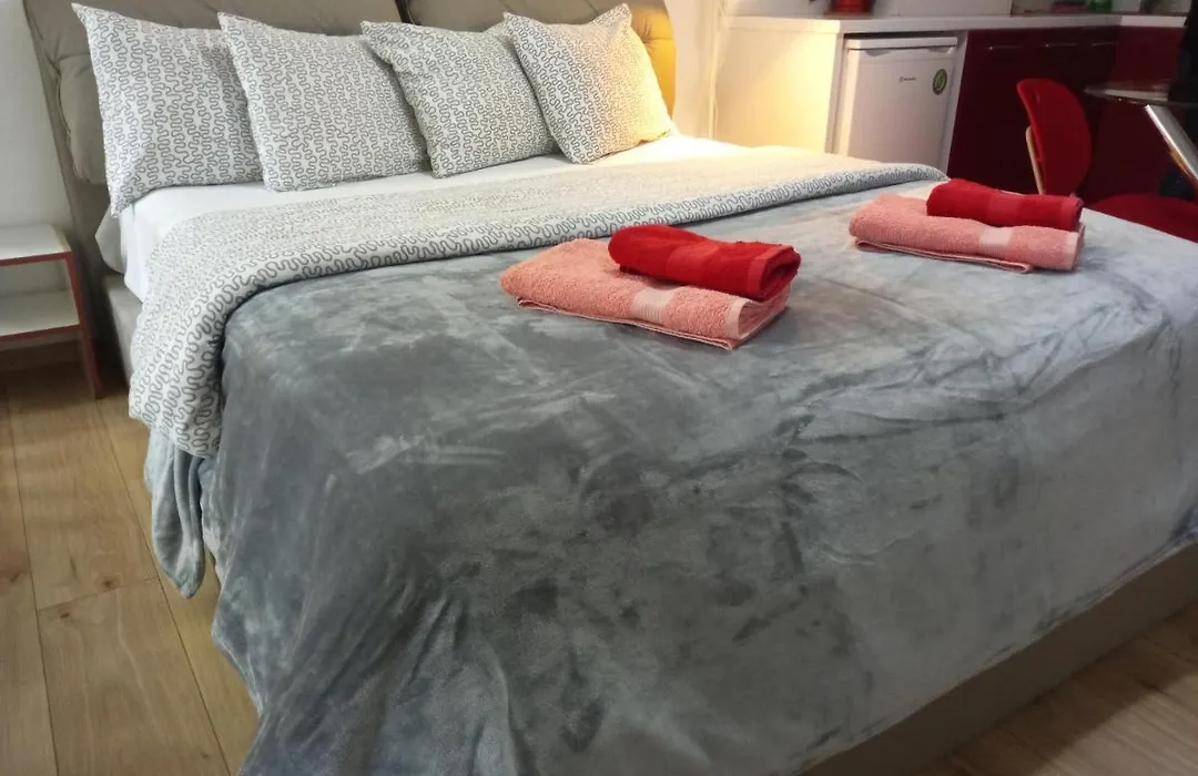 The New Studio Suite Near Akropolis-1